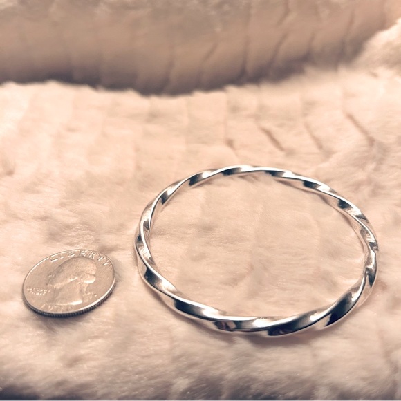 Genuine Sterling Silver Bangle Bracelet - Picture 7 of 11